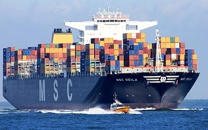 马士基沿海捎带运输业务在上海洋山港首发